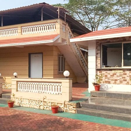 Giriraj Garden Resort Vagholi  Luaran gambar